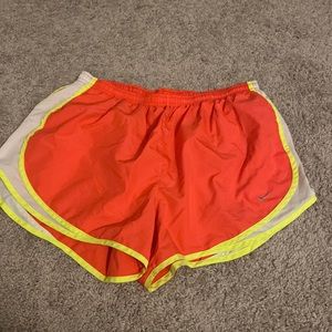 Nike Womens Dri-fit shorts XL